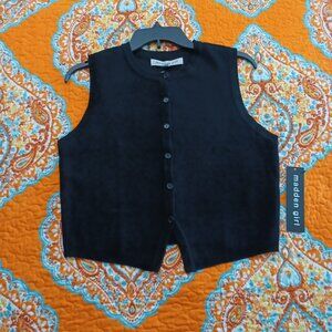 Madden Girl black cropped sweater - Size M (NWT)